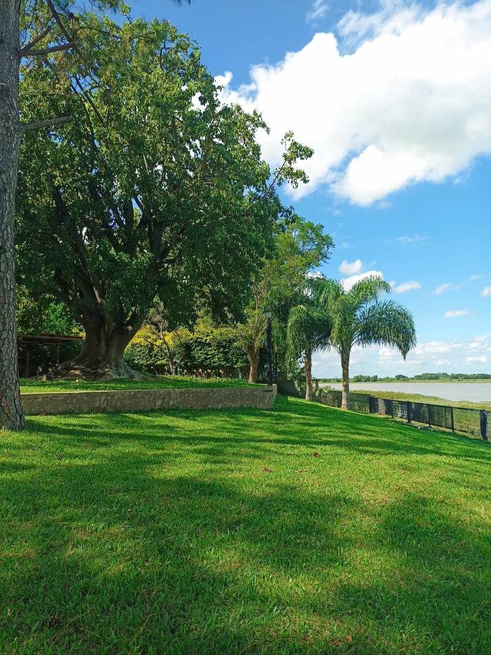 Casa sobre el rio, un verdadero paraiso en Los Zapallos 
