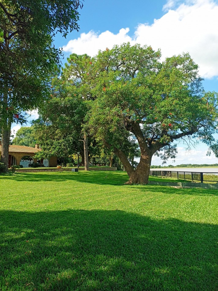 Casa sobre el rio, un verdadero paraiso en Los Zapallos 