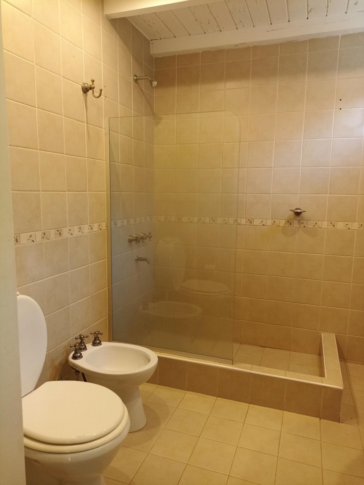 Casa sobre el rio, un verdadero paraiso en Los Zapallos 