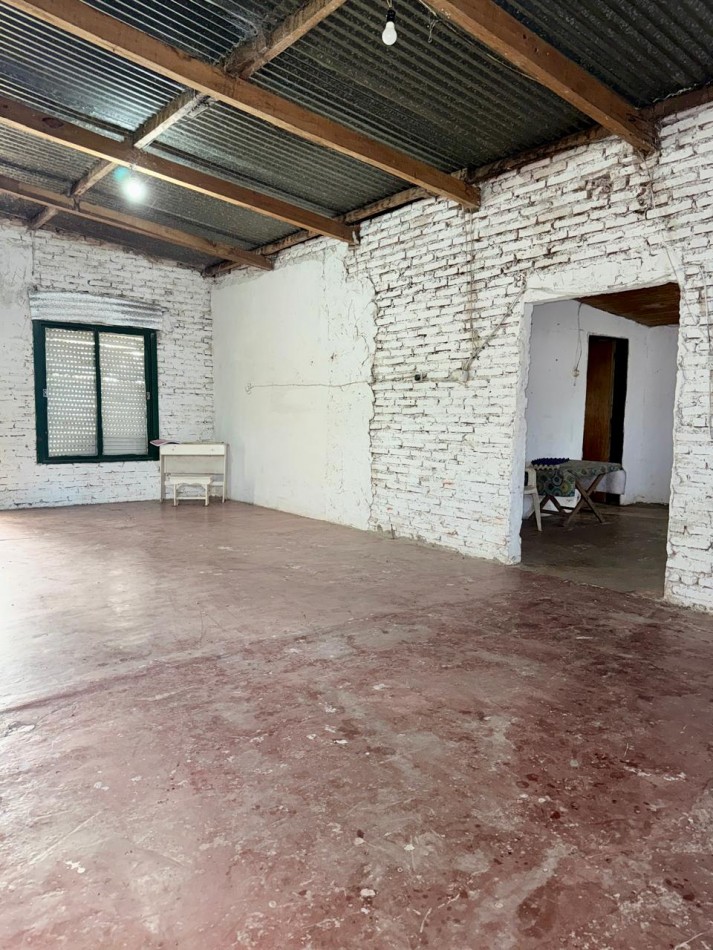 Casa en venta con gran terreno en Arroyo Leyes