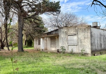 Casa en venta con gran terreno en Arroyo Leyes